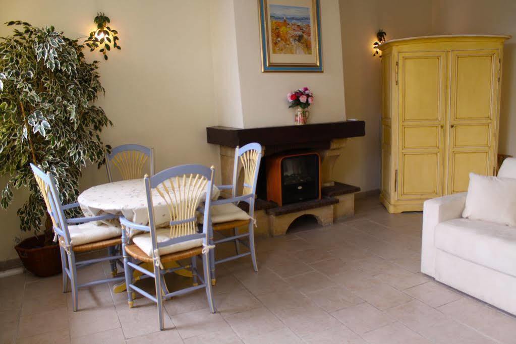 Very Charming Studio Apartment On Port In Cannes A Short Walk To Palais With Aircon And Internet 411 ภายนอก รูปภาพ