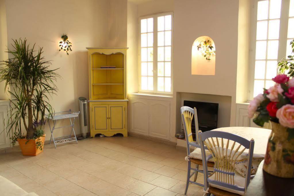 Very Charming Studio Apartment On Port In Cannes A Short Walk To Palais With Aircon And Internet 411 ภายนอก รูปภาพ