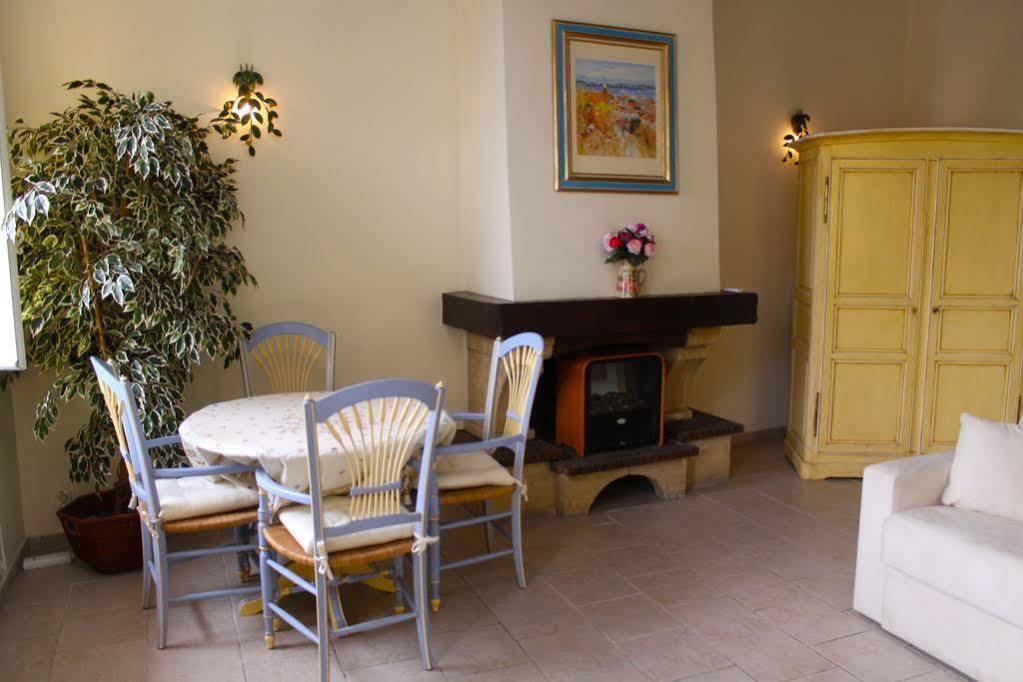 Very Charming Studio Apartment On Port In Cannes A Short Walk To Palais With Aircon And Internet 411 ภายนอก รูปภาพ